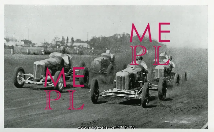 : American dirt track event : American dirt track event