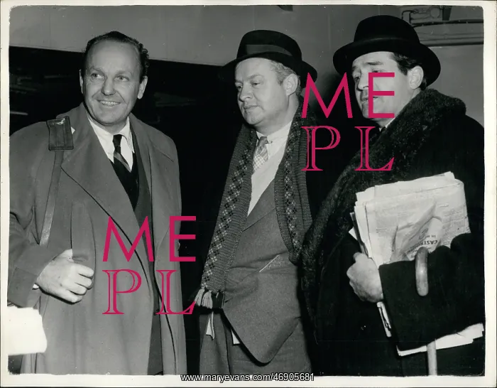 : American journalists interview Soviet leaders in Kremlin : American journalists interview Soviet leaders in Kremlin