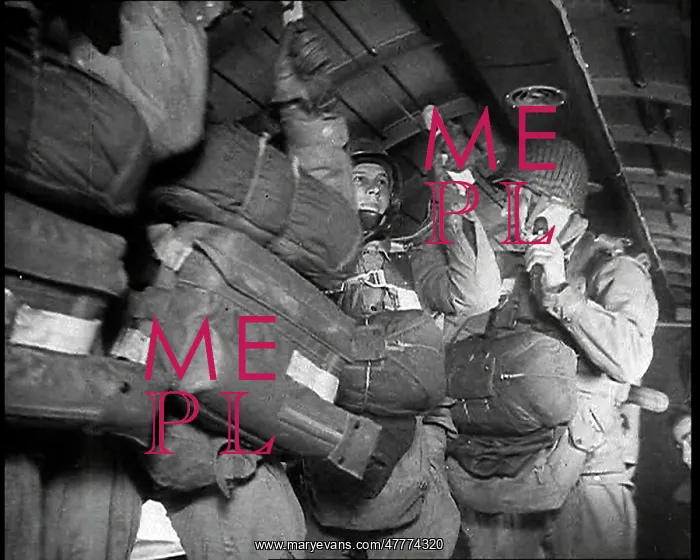 : American Paratroops Waiting To Jump From A : American Paratroops Waiting To Jump From A