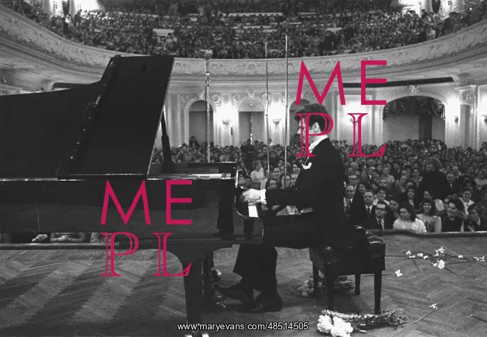 : American pianist Van Cliburn performs in Grand : American pianist Van Cliburn performs in Grand