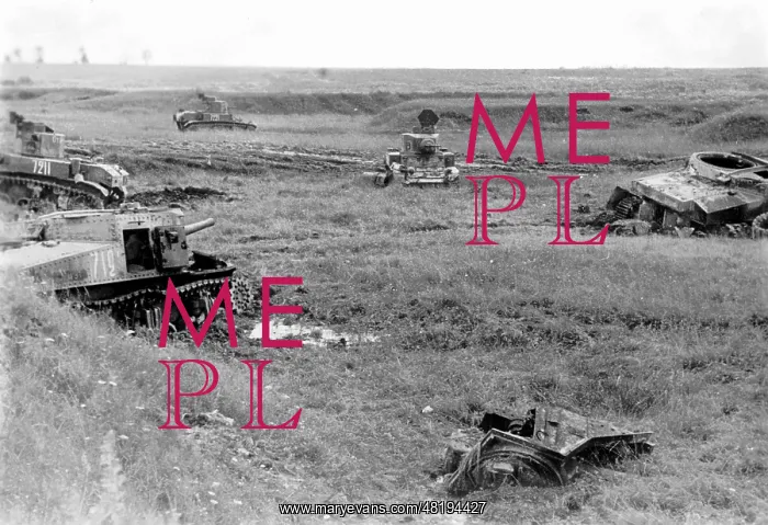 : American produced Russian tanks, 1942 : American produced Russian tanks, 1942