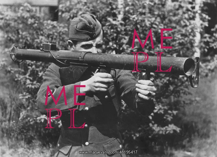: American soldier with a Bazooka, 1943 : American soldier with a Bazooka, 1943