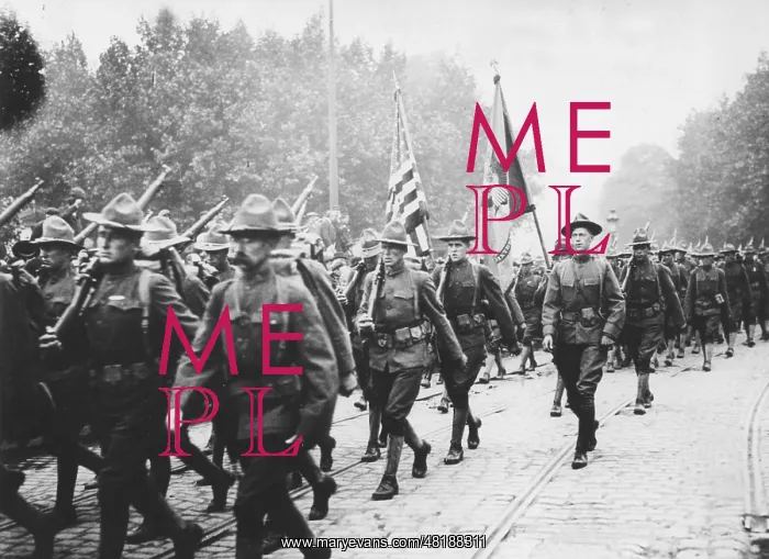 : American soldiers in Paris, 1917 : American soldiers in Paris, 1917