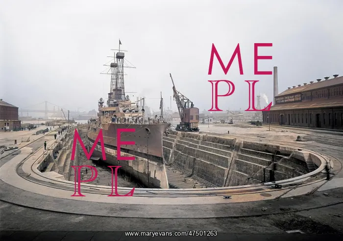 : American warship in Brooklyn Navy Yard, dry dock No. 4, Broo : American warship in Brooklyn Navy Yard, dry dock No. 4, Broo