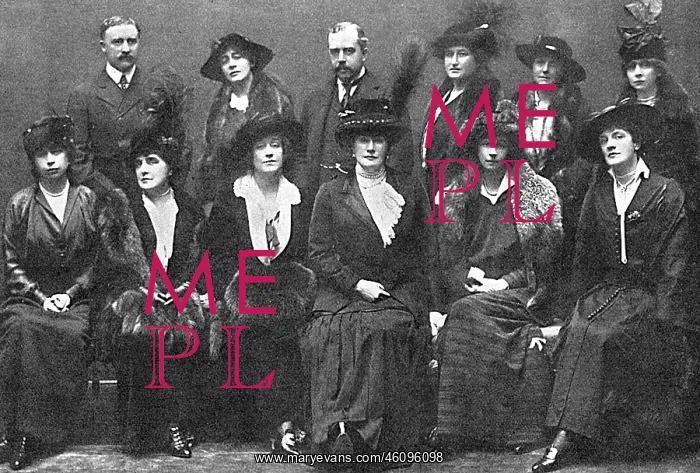 : American Women's War Relief Fund, Committee members, WW1 : American Women's War Relief Fund, Committee members, WW1