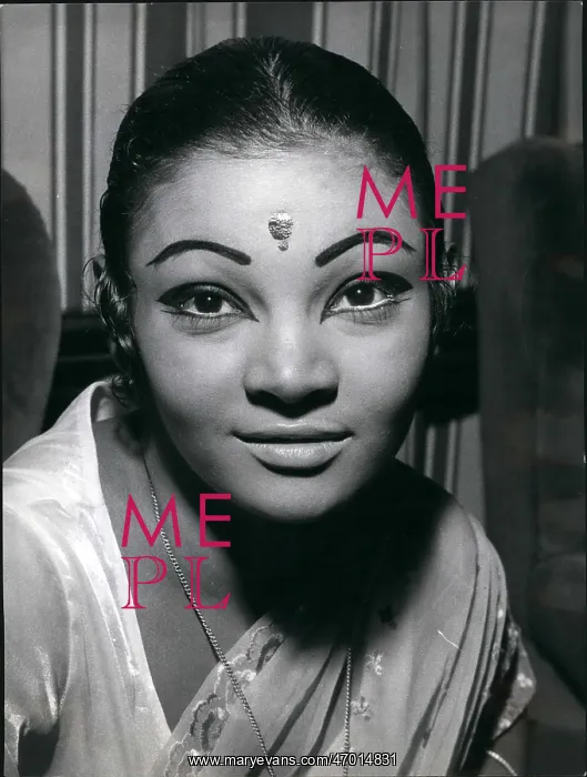 : Amina Roshan, Indian princess and dancer : Amina Roshan, Indian princess and dancer
