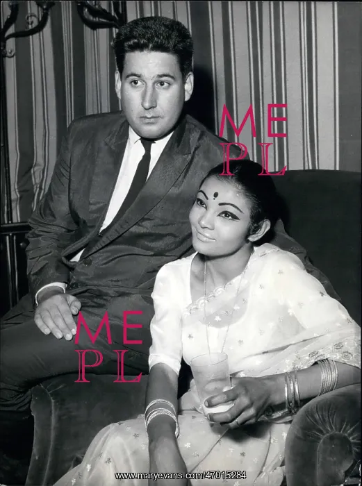 : Amina Roshan, Indian princess and dancer : Amina Roshan, Indian princess and dancer