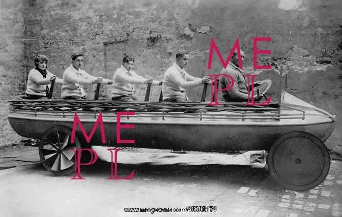  : Amphibian rowboat