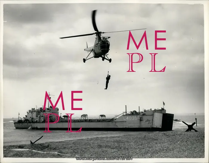 : Amphibious demonstration at Eastney, UK : Amphibious demonstration at Eastney, UK