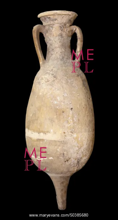 : Amphora, Museo Arqueologico Nacional, Tarragona, Catalonia, Spain : Amphora, Museo Arqueologico Nacional, Tarragona, Catalonia, Spain