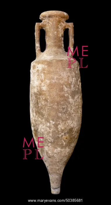 : Amphora, Museo Arqueologico Nacional, Tarragona, Catalonia, Spain : Amphora, Museo Arqueologico Nacional, Tarragona, Catalonia, Spain