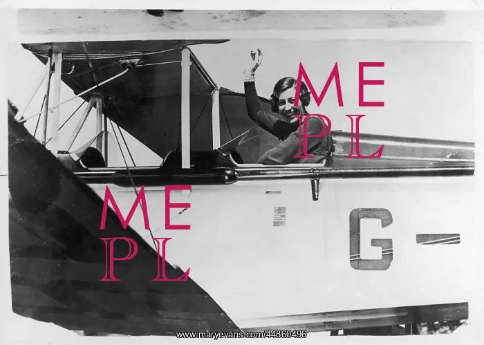 : AMY JOHNSON IN HER PLANE : AMY JOHNSON IN HER PLANE