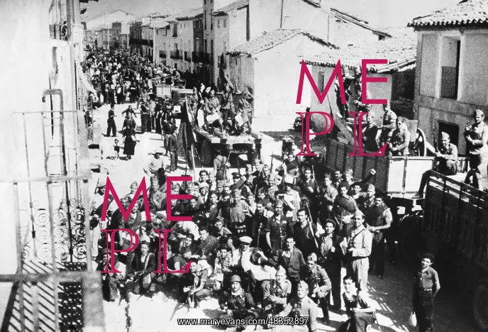 : Anarchist fighters in a village on the Teruel : Anarchist fighters in a village on the Teruel