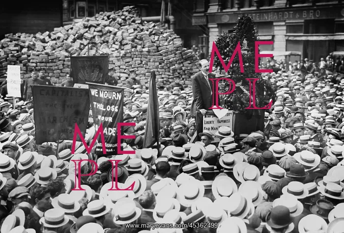 : Anarchist Leonard Abbott speaking at a memorial : Anarchist Leonard Abbott speaking at a memorial
