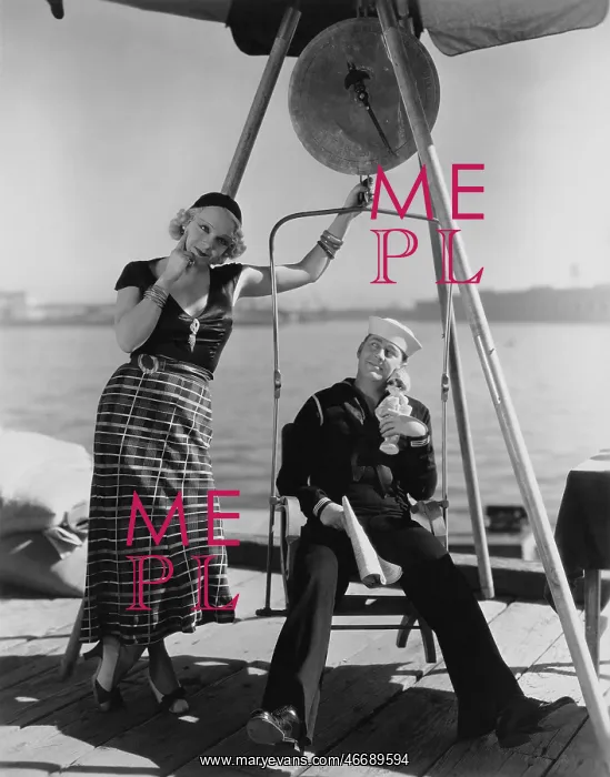 : ANCHORS AWEIGH : ANCHORS AWEIGH