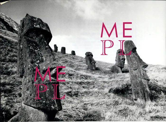 : Ancient sculptures on Easter Island : Ancient sculptures on Easter Island