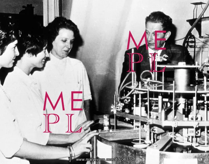 : Andr? Lwoff, French Microbiologist : Andr? Lwoff, French Microbiologist
