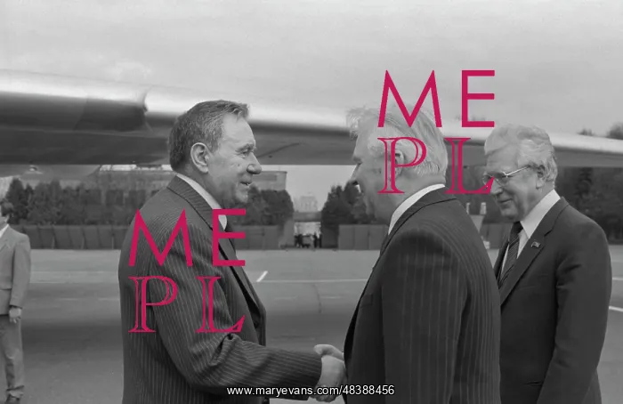 : Andrei Gromyko visiting Romania : Andrei Gromyko visiting Romania