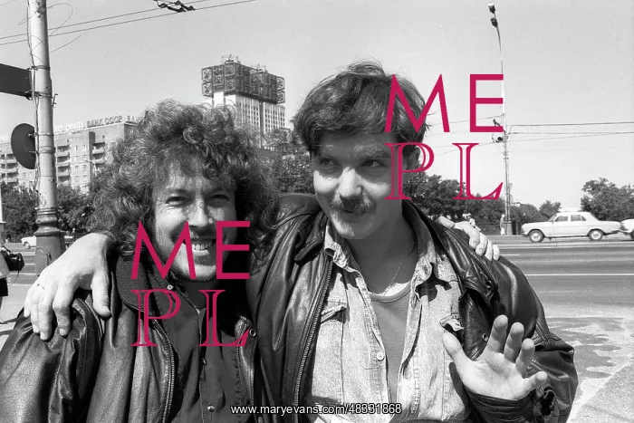 : Andrei Makarevich and Andrei Belle, 1990 : Andrei Makarevich and Andrei Belle, 1990