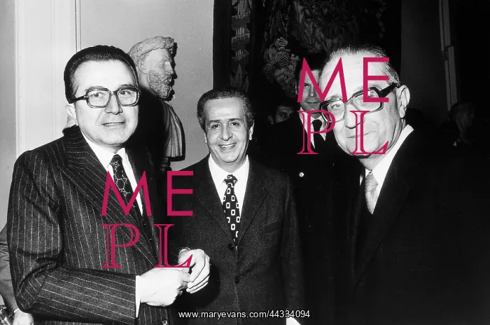 : Andreotti. Snapshot of Andreotti, Orlandi and the professor Argan : Andreotti. Snapshot of Andreotti, Orlandi and the professor Argan
