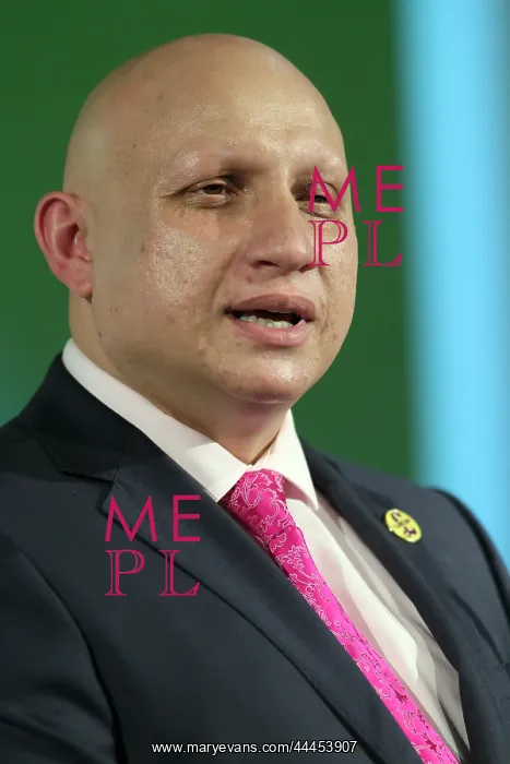 : Andrew Charalambous : Andrew Charalambous