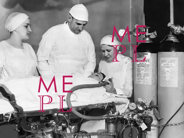 : Anesthesia of a patient with nitrous oxide, 1933 : Anesthesia of a patient with nitrous oxide, 1933