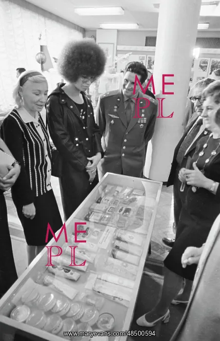 : Angela Davis's visit to USSR : Angela Davis's visit to USSR