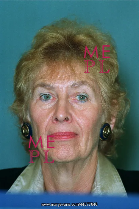  : Angela Rumbold MP