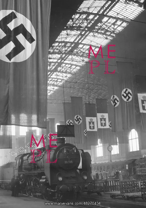 : The Anhalter station in Berlin, 1938 : The Anhalter station in Berlin, 1938