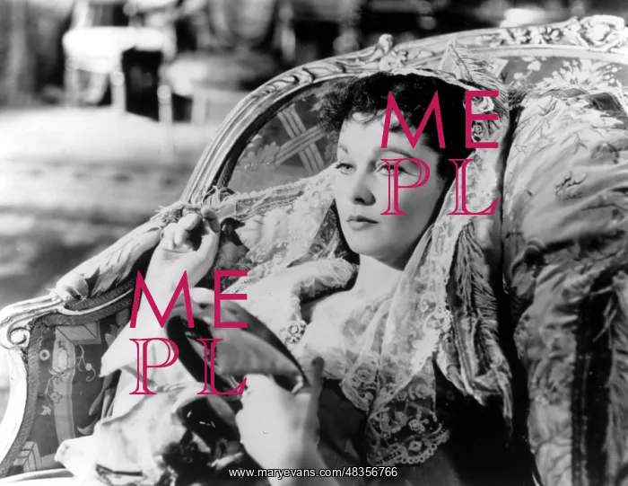 : ANNA KARENINA : ANNA KARENINA