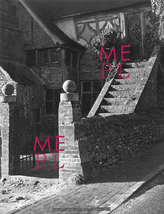 : ANNE OF CLEVES HOUSE : ANNE OF CLEVES HOUSE