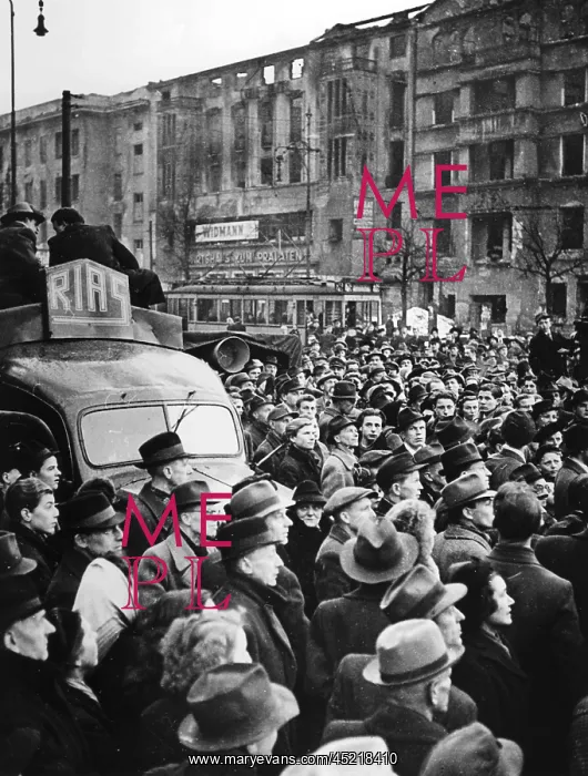 : Announcement of currency reform in Berlin : Announcement of currency reform in Berlin