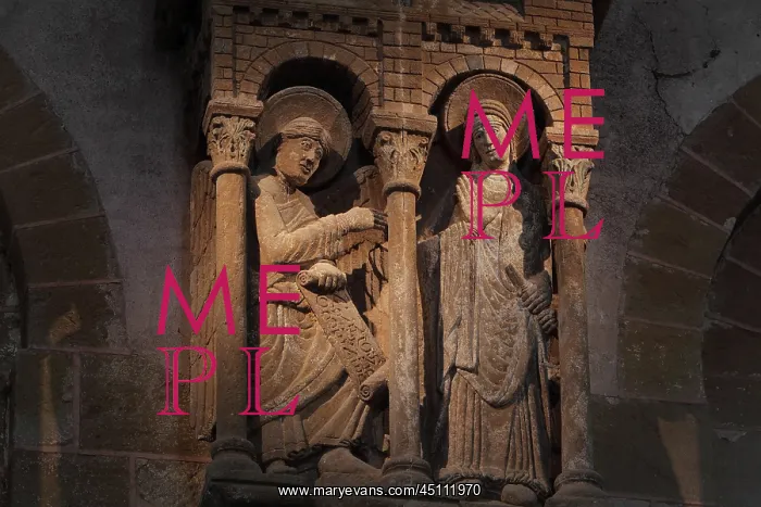 : Annunciation high relief, transept, Abbatiale : Annunciation high relief, transept, Abbatiale