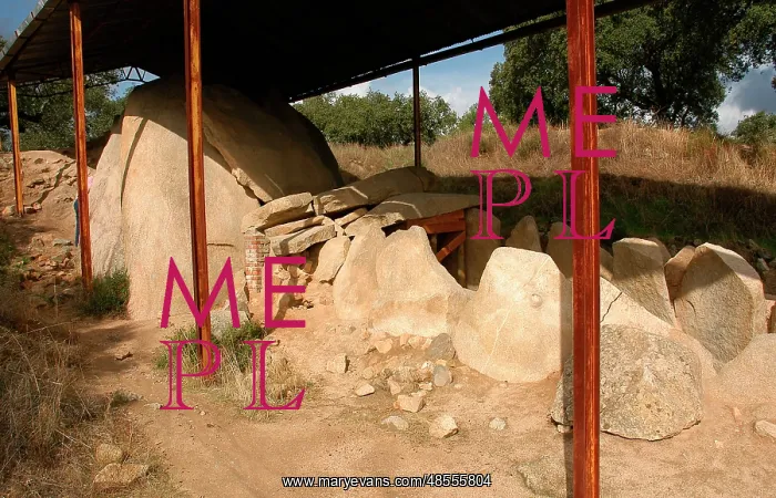 : Anta Grande do Zambujeiro. Megalithic monument. 4000-35000 B : Anta Grande do Zambujeiro. Megalithic monument. 4000-35000 B