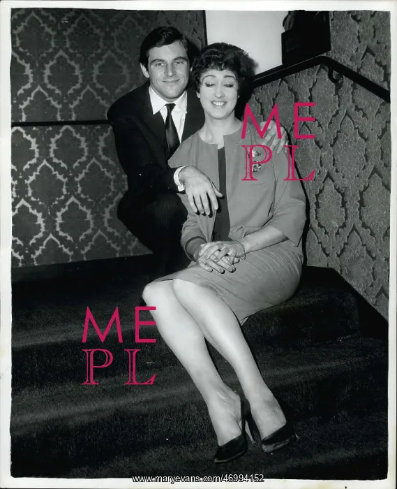  : Anthony Newley, Anna Quayle, in Stop the World