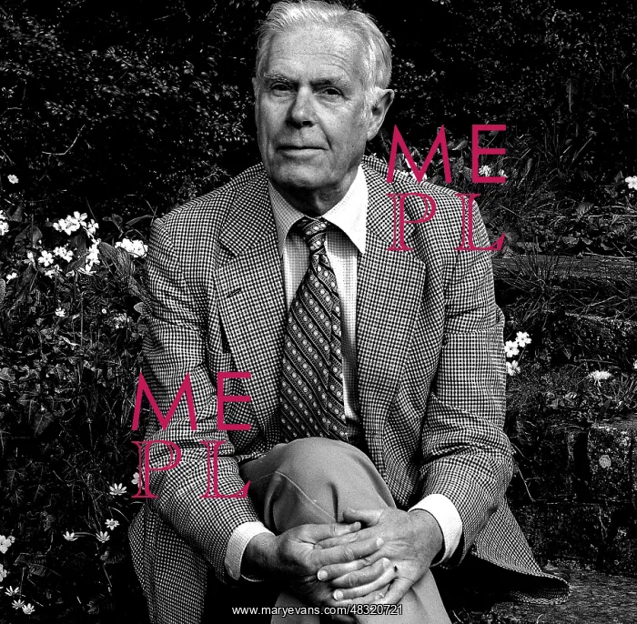 : Anthony Powell - Novelist : Anthony Powell - Novelist
