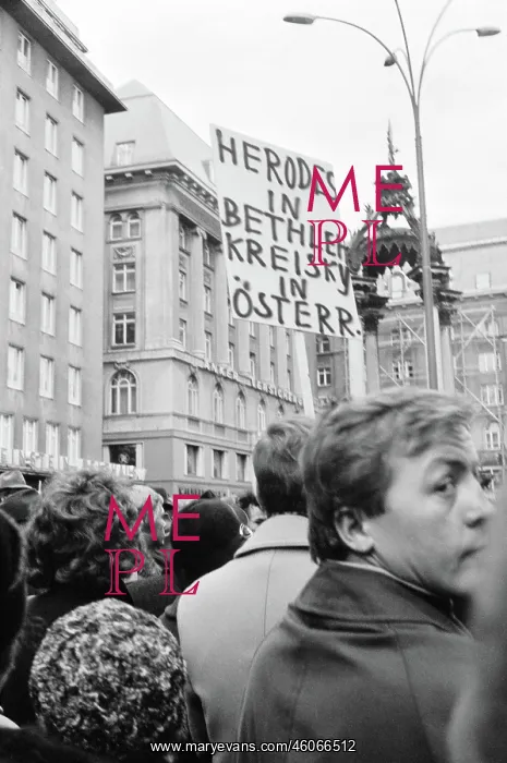  : Anti-abortion demonstration