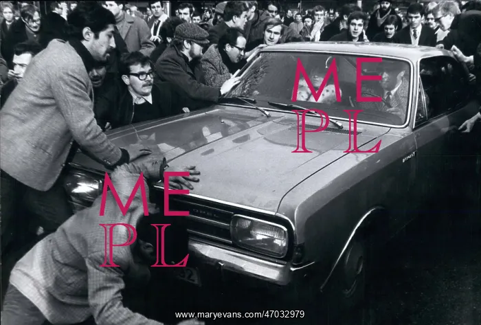 : Anti-Greek demonstrations in West Berlin : Anti-Greek demonstrations in West Berlin