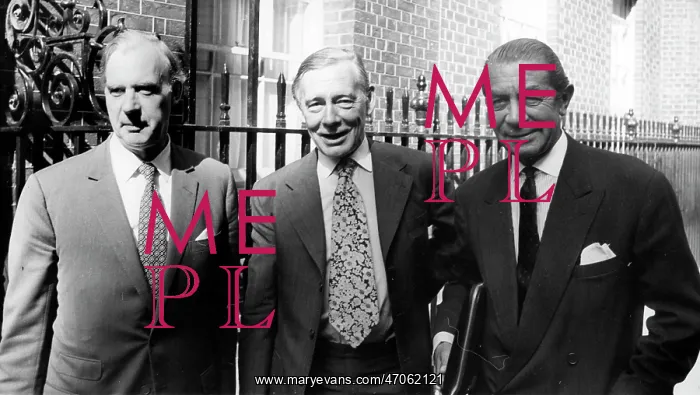 : Anti-Inflationary Talks : Anti-Inflationary Talks