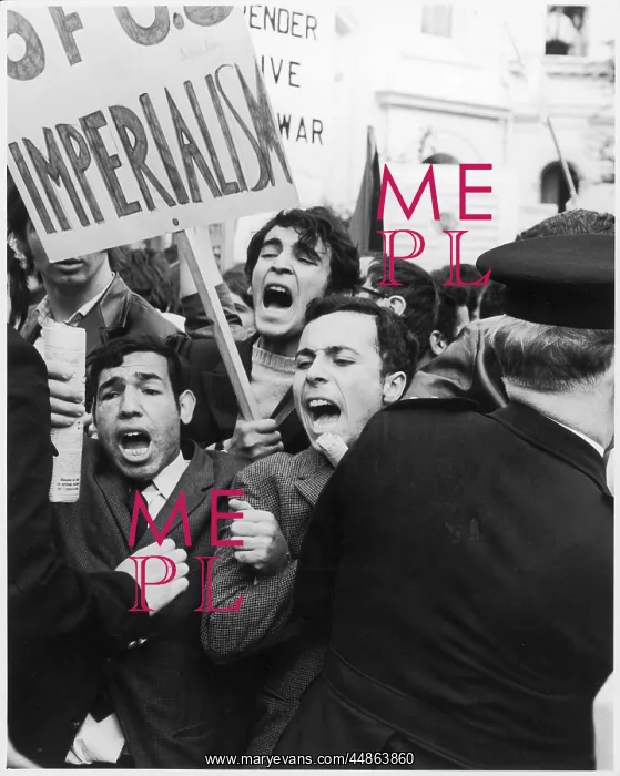 : ANTI-JEWISH DEMO : ANTI-JEWISH DEMO