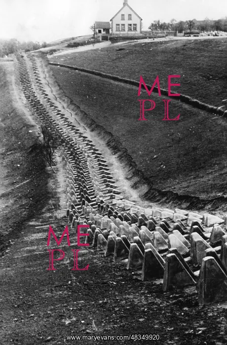 : Anti-tank barriers on the Westwall, 1939 : Anti-tank barriers on the Westwall, 1939