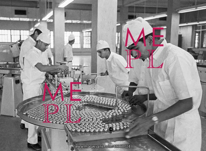 : Antibiotic-production plant in India, 1968 : Antibiotic-production plant in India, 1968