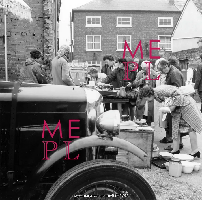  : ANTIQUES MARKET 1969
