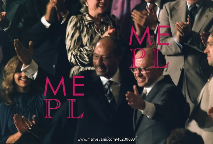 : Anwar Sadat and Menahem Begin receive applause ? : Anwar Sadat and Menahem Begin receive applause ?