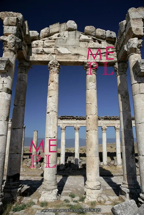 : Apamea (Afamia), erected by Trajan (AD 52 ? 117) who ordered its complete : Apamea (Afamia), erected by Trajan (AD 52 ? 117) who ordered its complete