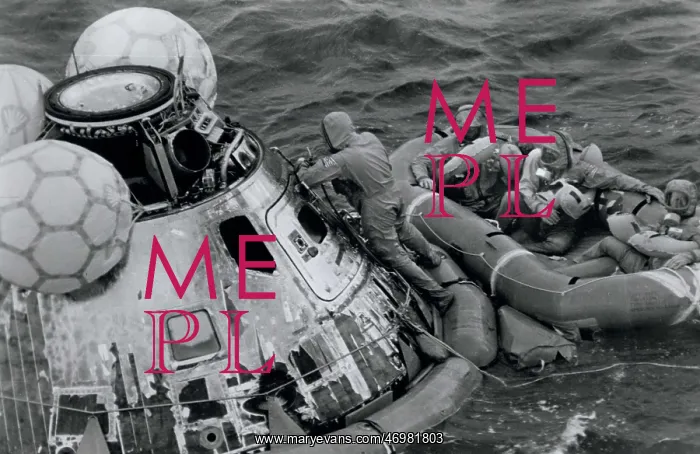 : Apollo 11 - Man's First Moon Walk : Apollo 11 - Man's First Moon Walk