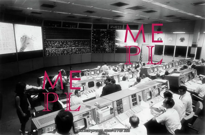 : Apollo 11, MOCR During EVA, 1969 : Apollo 11, MOCR During EVA, 1969