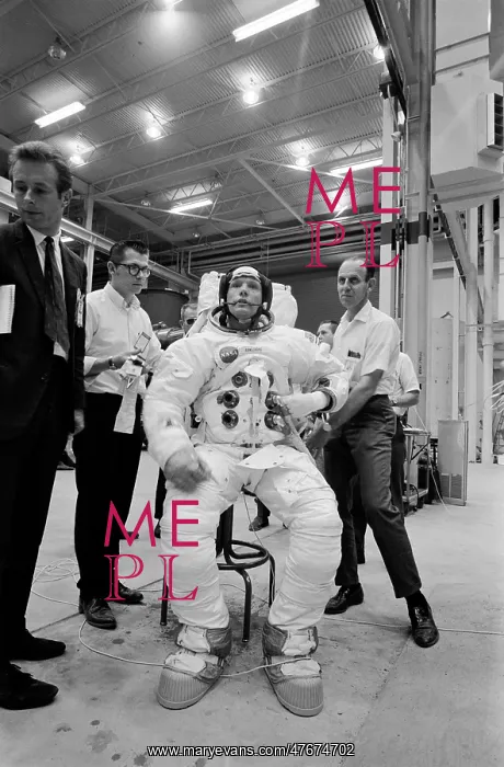 : Apollo 11, Neil Armstrong EVA Training, 1969 : Apollo 11, Neil Armstrong EVA Training, 1969