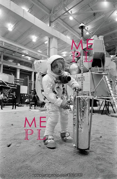 : Apollo 11, Neil Armstrong EVA Training, 1969 : Apollo 11, Neil Armstrong EVA Training, 1969