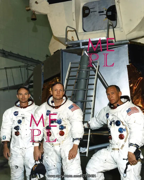 : Apollo 11, Prime Crew with Lunar Module Mockup, 1969 : Apollo 11, Prime Crew with Lunar Module Mockup, 1969